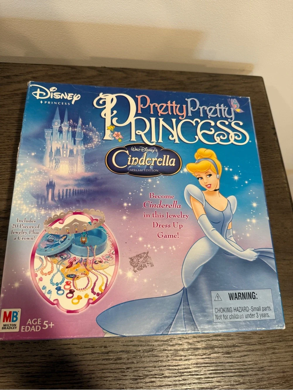 Cinderella Pretty Princess Game - Vintage 2005 MB Hasbro - One Piece Missing